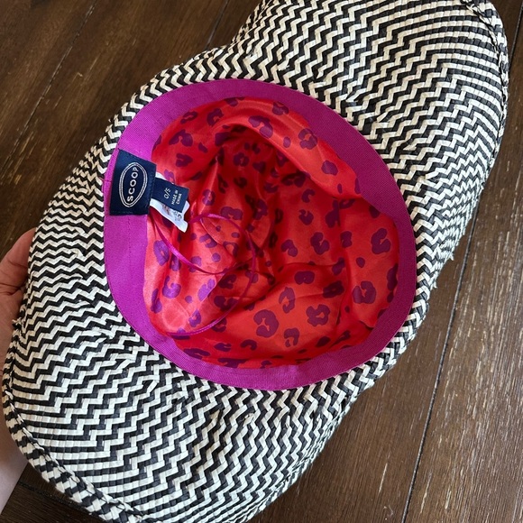 Scoop round hat - Picture 3 of 14